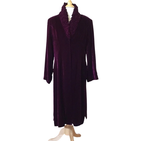 Rarities | Intimates & Sleepwear | Vintage Rarities Crushed Velvet Silk ...